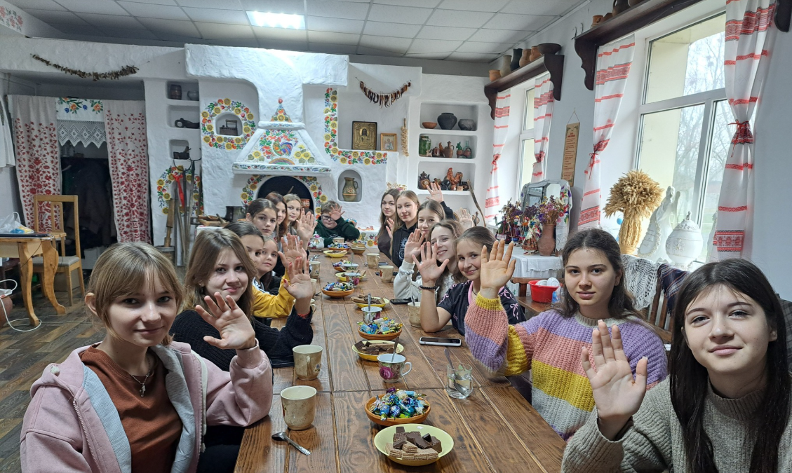 Діяльність «Клубу завзятих рукодільників»