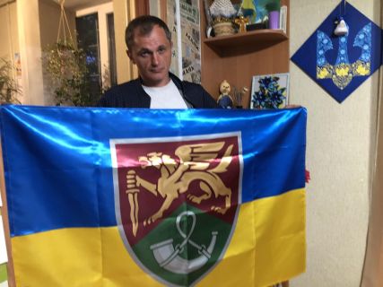 Друзі, допоможемо волонтеру у зборі!