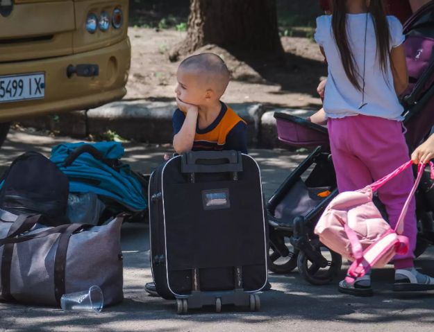 На Харківщині примусово евакуюють 123 дитини