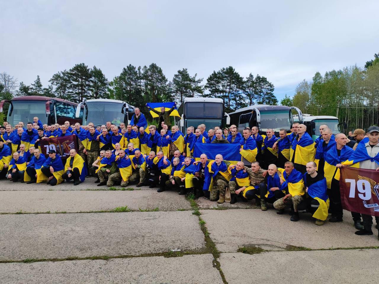 Ще 205 українських Захисників повернулися додому після полону.  Серед них - і наш Владислав!