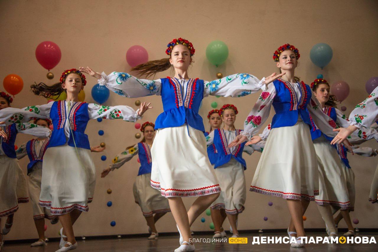 Клуб «SMK-SPORT» відзначив своє дворіччя великим концертом в селищі Щасливе