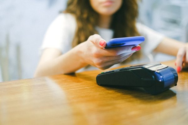 Україна в смартфоні: як цифрові сервіси змінюють щоденне життя