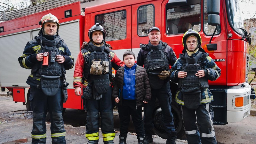 У Харкові 8-річний хлопчик врятував життя собі та своїй бабусі під час пожежі