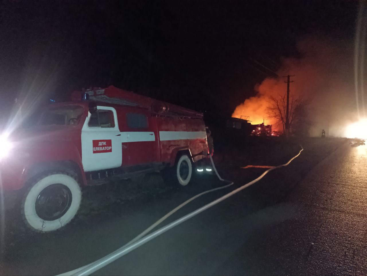 У Богодухівському районі рятувальники двічі ліквідовували пожежі за добу