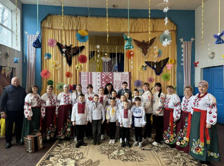 Благодійний концерт у Лозівському сільському клубі: діти, пісні й спільна підтримка ЗСУ