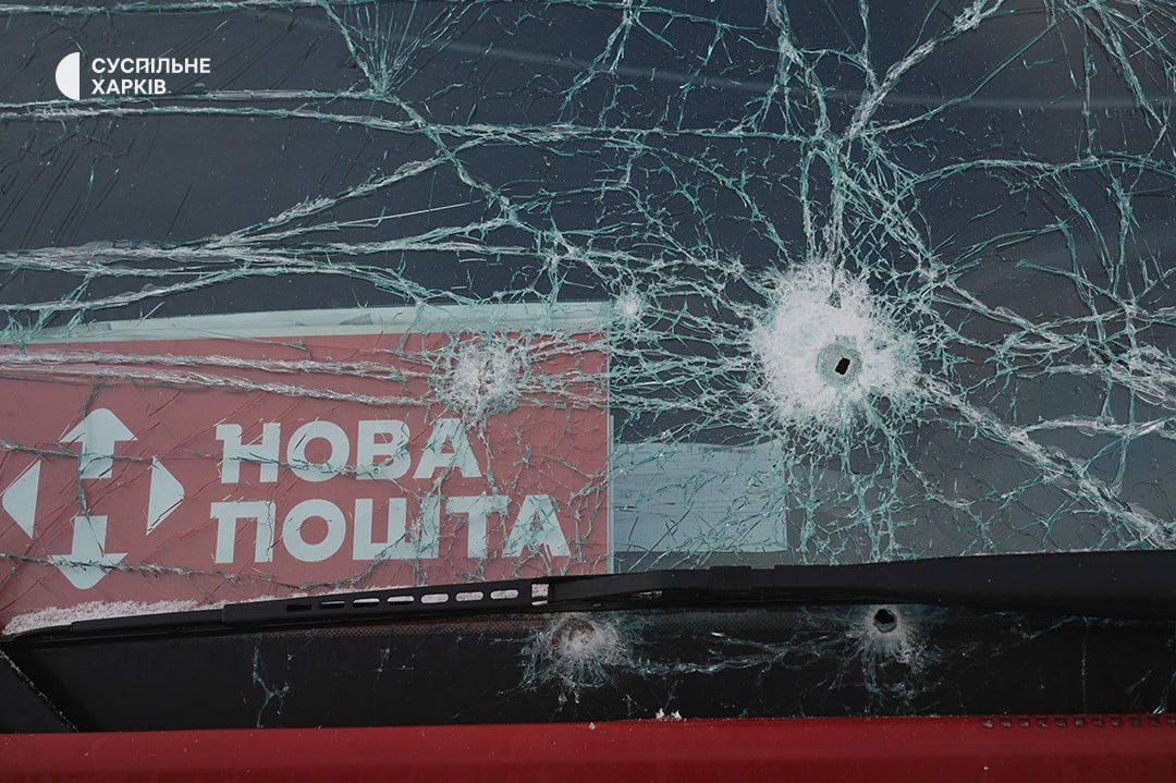 РФ вдарила по терміналу «Нової пошти» у передмісті Харкова: 4 загиблих, 6 поранених