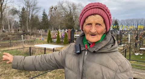 &nbsp;Поліна Вакуленко доглядає &nbsp;350 могил&nbsp;&nbsp;на цвинтарі