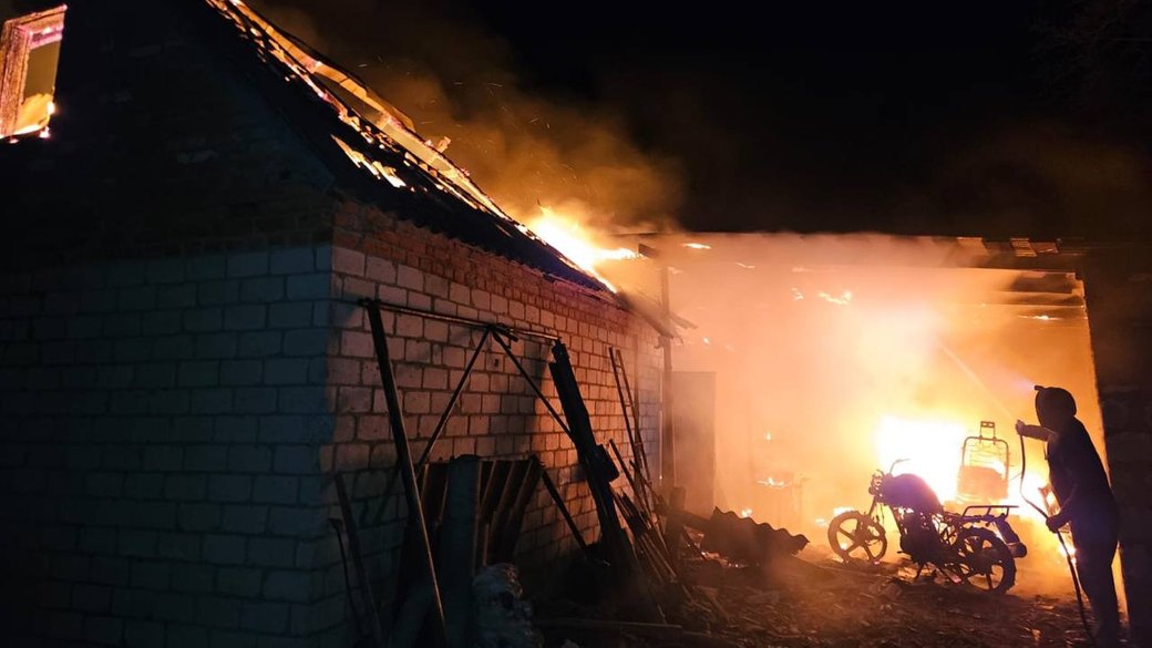 Дрони РФ вночі атакували Богодухів: 57-річний чоловік дістав гостру реакцію на стрес