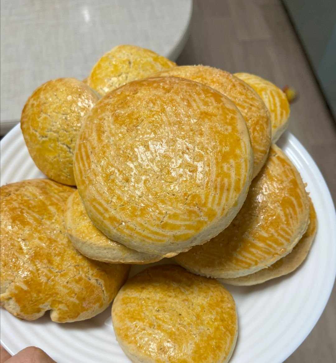 Молочні коржики за 15 хвилин - простий рецепт