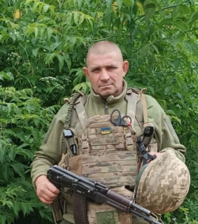 Загинув у бою: у Богодухові поховали військового героя Андрія Пушкаря