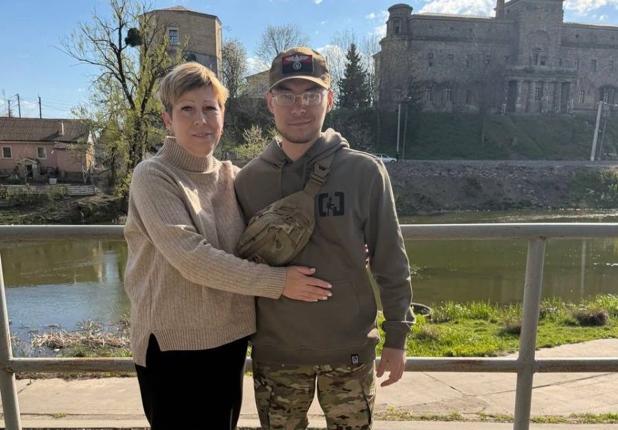 «Мамо, я вдома!», або Найбажаніший подарунок до Дня матері для Світлани Маркітанової…