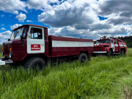 Поблизу Кручика на Богодухівщині ліквідували масштабну пожежу на відкритій території