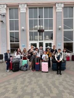 14 дітей з Богодухівської громади вирушили на оздоровлення до табору «Синевирське озеро»