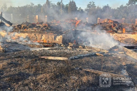 На Богодухівщині через російські обстріли пошкоджені житлові будинки, підприємства та автобуси