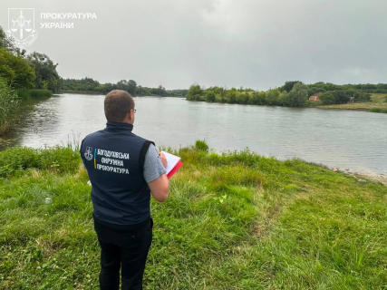 Суд зобов'язав підприємство повернути громаді ставок у Богодухівському районі