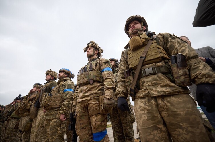 Воєнний стан і мобілізацію в Україні офіційно продовжили до 31 жовтня 2026 року: Президент підписав закони
