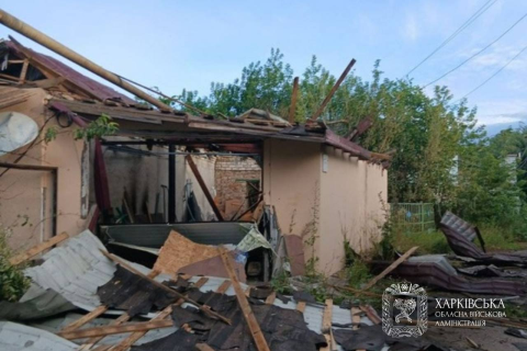 За добу на Богодухівщині пошкоджені житлові будинки, дитсадок, у Золочеві поранений чоловік
