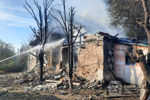 У Золочеві пошкоджено чотири автомобілі внаслідок обстрілу