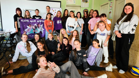 У Краснокутську провели зустріч Клубу для дівчат: говорили про довіру та особисті кордони