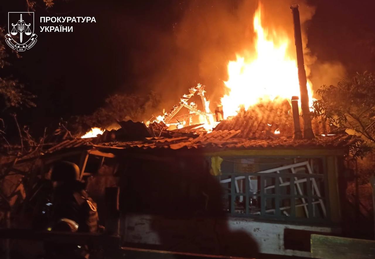 У селі Корбині Івани Богодухівського району внаслідок російського удару постраждали двоє людей.