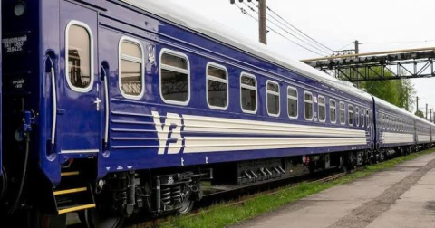 «Укрзалізниця» змінюватиме рух поїздів залежно від рівня повітряної загрози