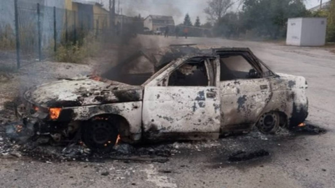 У Золочеві російський удар знову влучив по автомобілю: поранені чоловік та жінка
