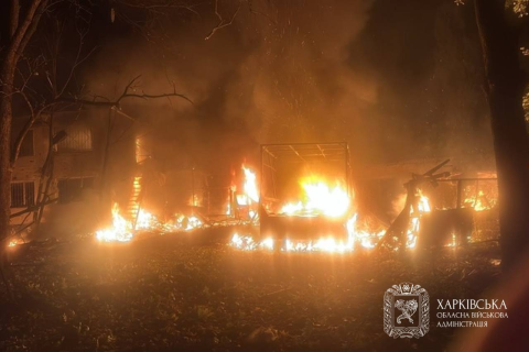 На Богодухівщині поранені двоє людей, пошкоджені автомобілі, АЗС та будинок