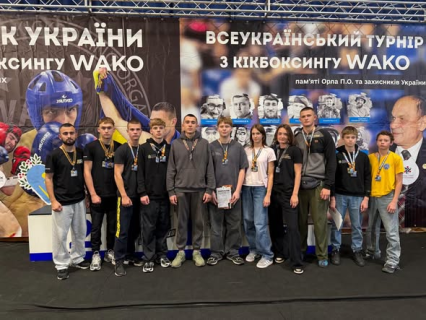 Спортивні новини Богодухівщини: золото з хортингу, чотири медалі з кікбоксингу та інші перемоги